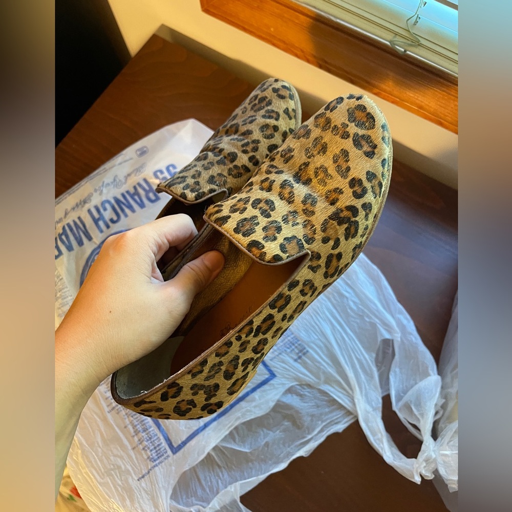 Matt Bernson Leopard Print Flats US6